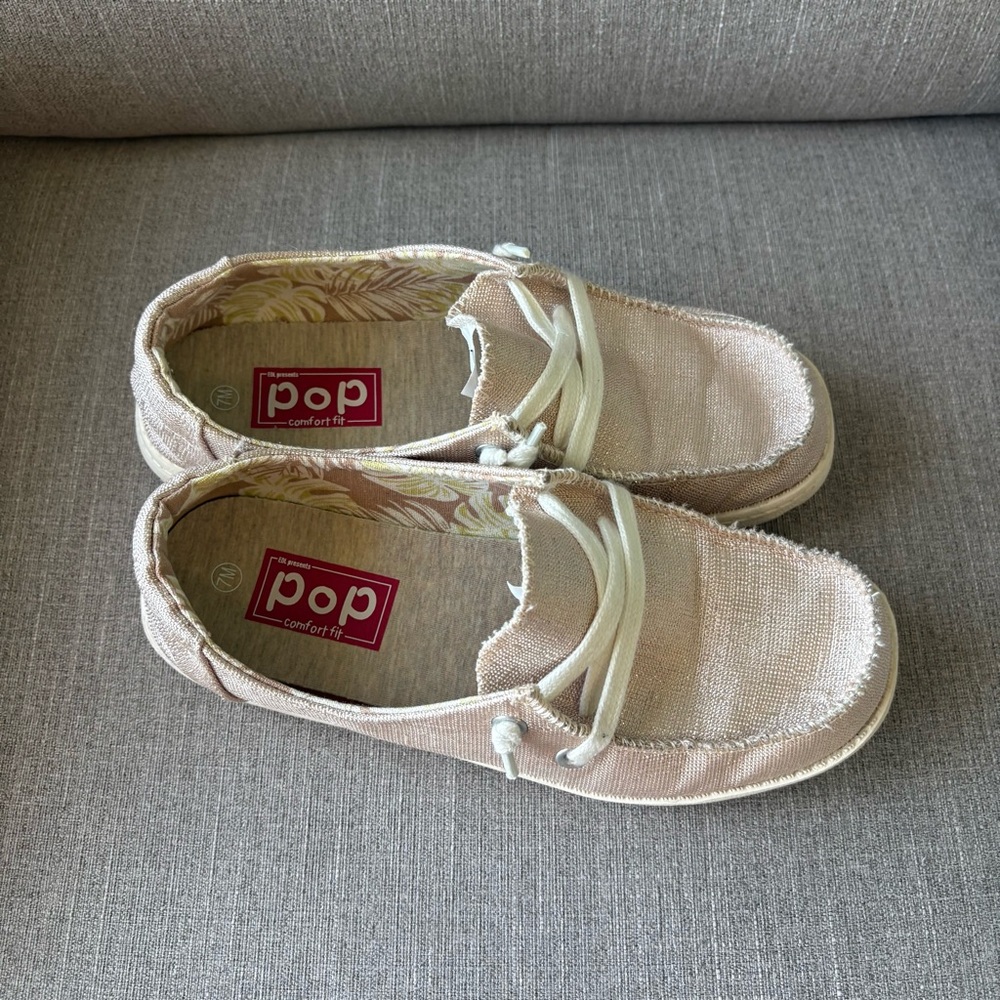 Pop Sneakers Womens Rose Gold Sparkles Comfort Fit Boating Shoes- Size 7